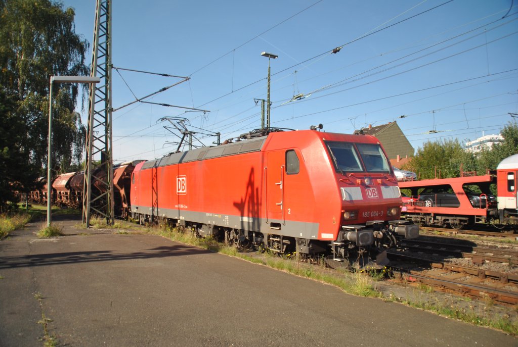 185 064-3 fhrt am 22.09.10 in Lehrte ein.
