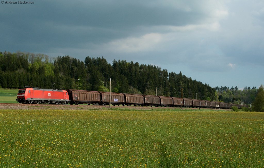 185 092-4 mit dem umgeleiteten CS 49152 (Bludenz-Bremerhaven) bei Aufen 22.5.10