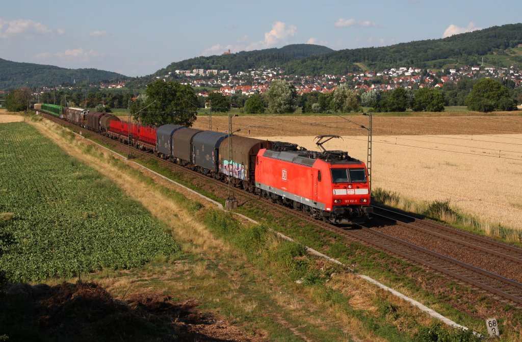185 100 mit gemischtem Gterzug in Richtung Heidelberg.Aufgenommen am 13.07.10 Grosachsen-Heddesheim.