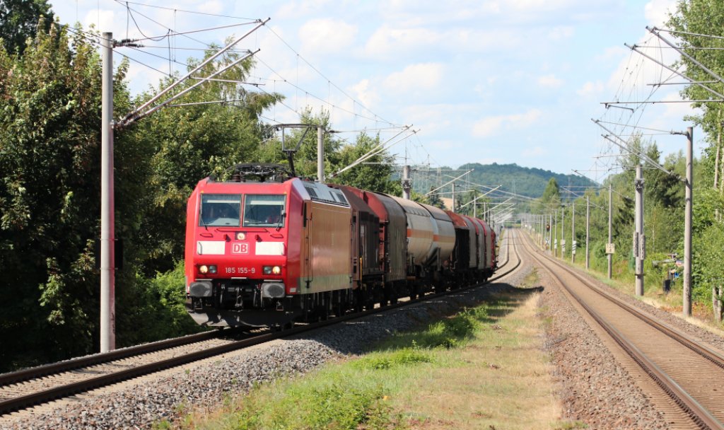 185 155-9 fhrt am 30.07.2013 mit einem gemischten Gterzug durch Zwickau Plbitz