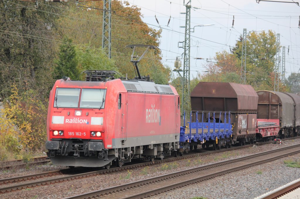 185 162-5 auf der KBS 370 heute am 25/10/2011 durch den Bahnhofs Brake bei Bielefeld in Richtung Hamm