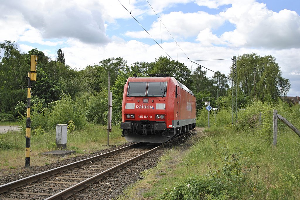 185 165-8, in Ex BW Lehrte, am 15.05.2011.