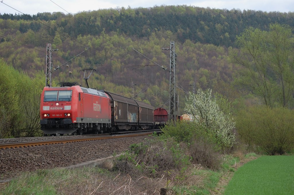185 169 mit FIR 51828 Mannheim Rbf - Seelze Rbf am 16.04.2011 bei Freden