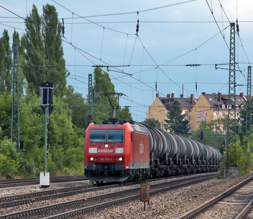 185 173 am 03.08.2010 in Mnchen Heimeranplatz.