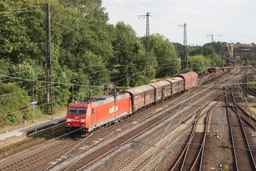 185 211-0 mit gem. Gz in Duisburg Entenfang am 16.07.2010