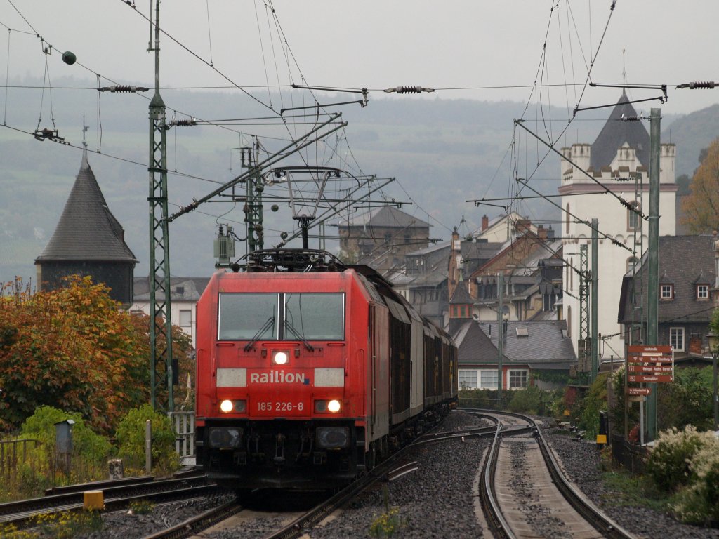 185 226 am 16.10.2010 in Kaub