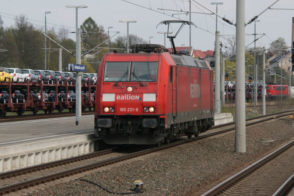 185 231 rangiert am 17.04.2011 in Reichenbach(Vogtl.).