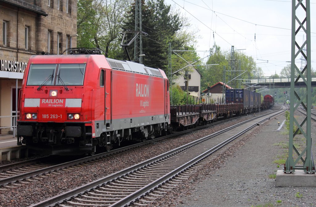 185 263-1 DB Schenker Rail in Hochstadt/ Marktzeuln am 07.05.2012.