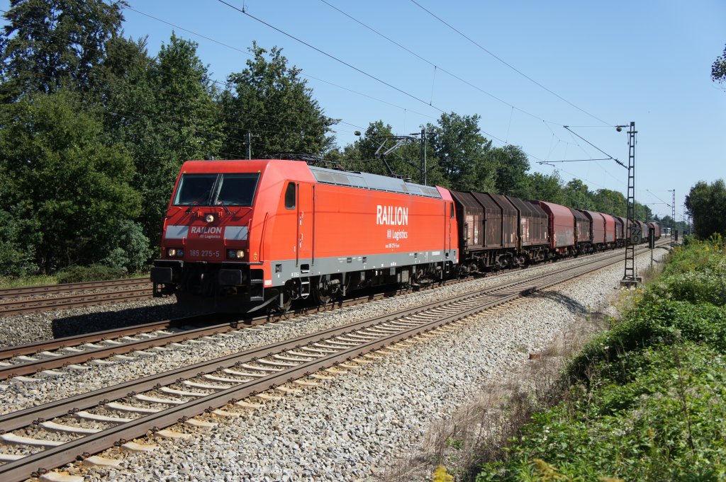 185 275-5 mit einem G�terzug am 03.09.11 zwischen Vaterstetten und Haar.