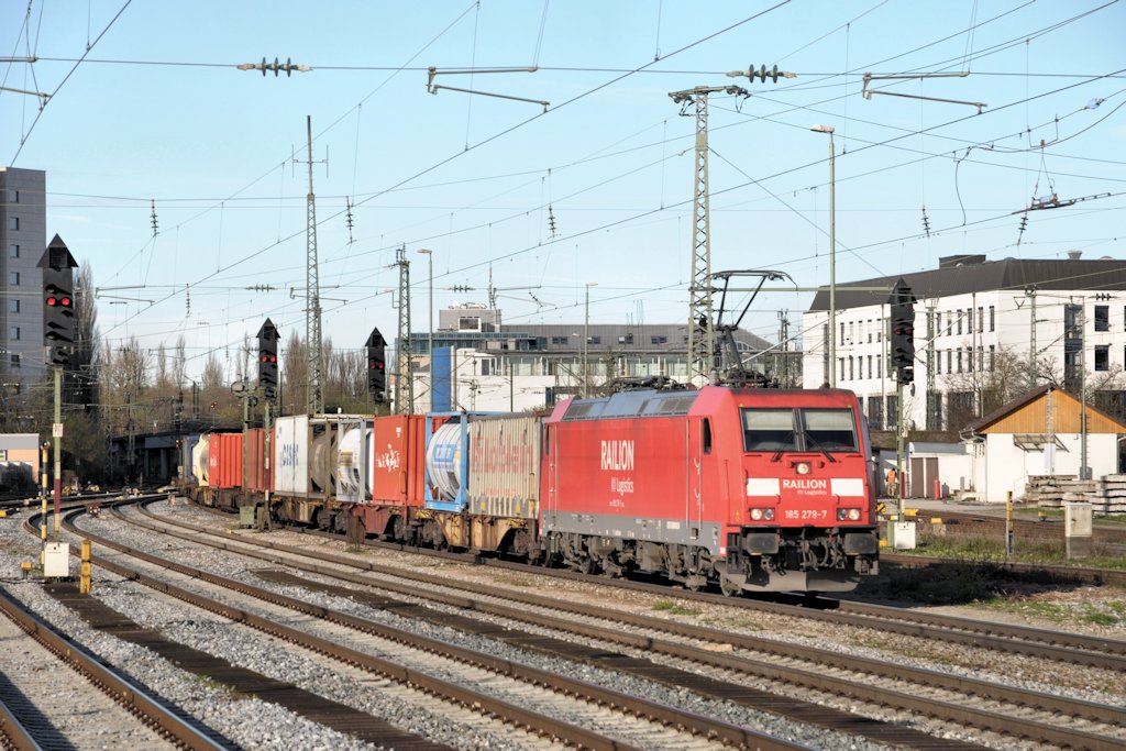 185 279 am 19.04.12 in M�nchen Ost
