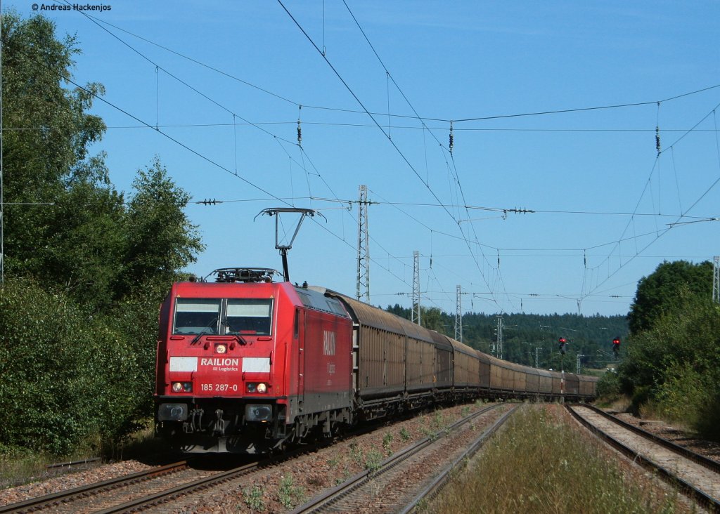 185 287-0 mit dem CS 46718 (Wolfurt/A-Moerdijk/NL) bei der Durchfahrt St.Georgen 6.9.10