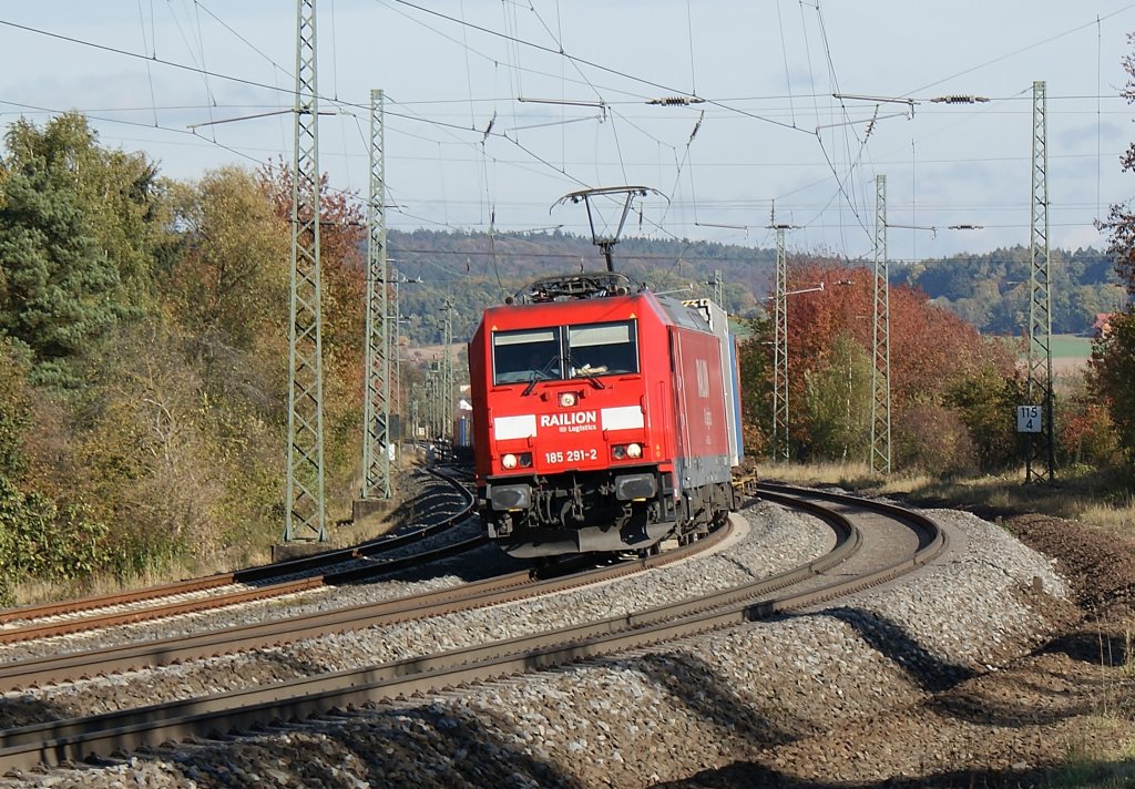 185 291-2 mit einen KLV-Zug bei Fulda am 26.10.2011