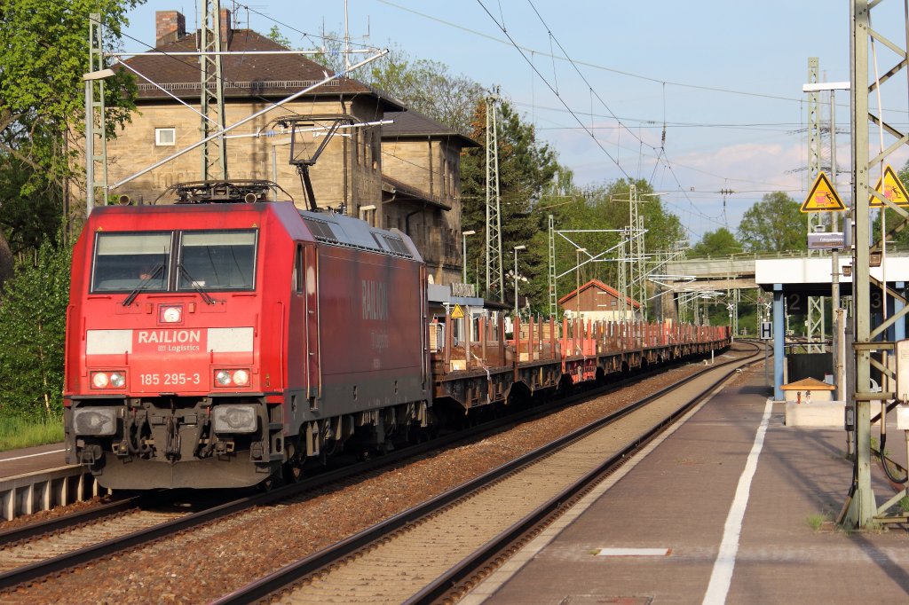 185 295-3 DB Schenker Rail in Hochstadt/ Marktzeuln am 12.05.2012.