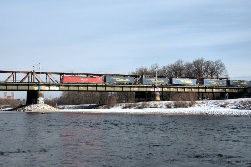 185 297 am 09.12.12 aus der Braunauer Br�cke/M�nchen