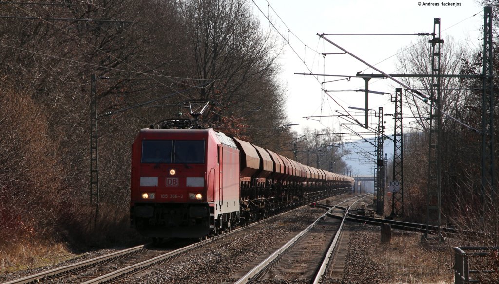 185 366-2 mit dem GB 62478 (Radolfzell-Einsiedlerhof) in Donaueschingen 6.3.12