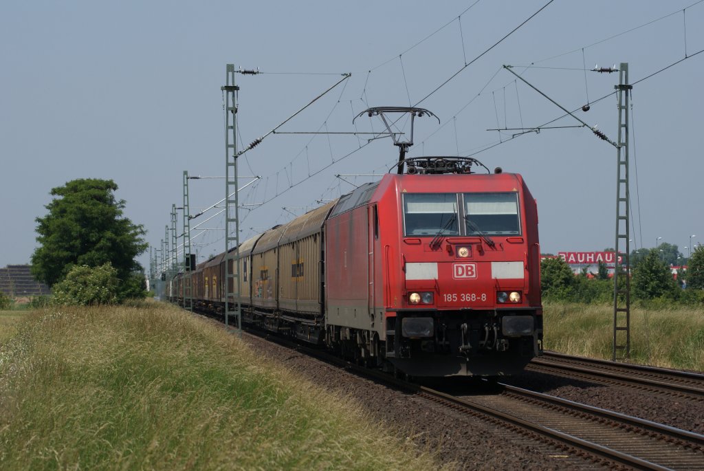 185 368-8 mit einem Schiebewandzug in Neuss-Allerheiligen am 23.06.2010