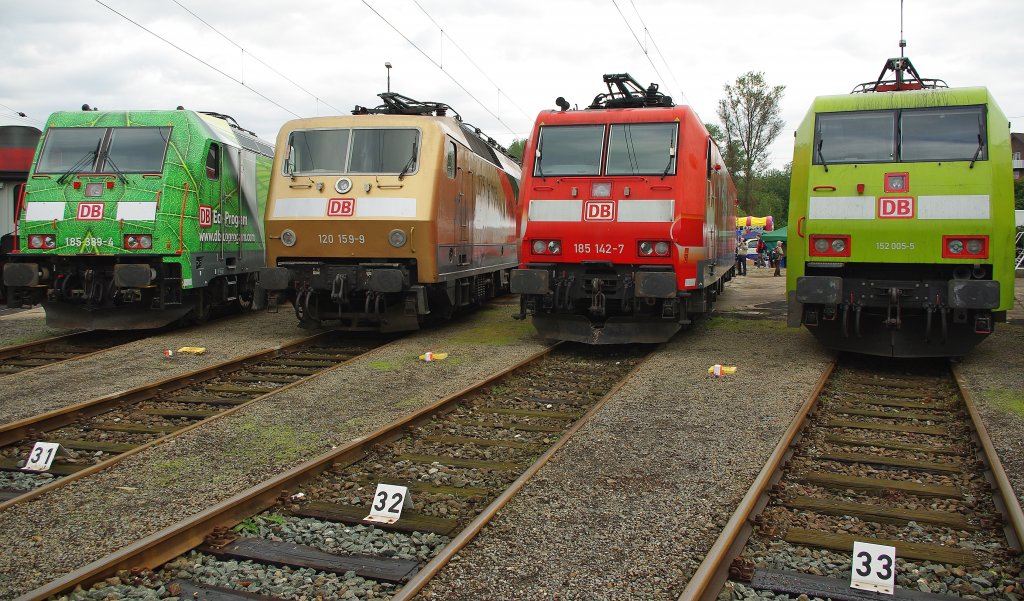 185 389-4, 120 159-9, 185 142-7 und 152 005-5 in gef�lliger eintracht nebeneinander ausgestellt im BW Osnabr�ck zu Ehren dessen 125 j�hrigen „Geburtstags“. Aufgenommen am 19.09.2010.