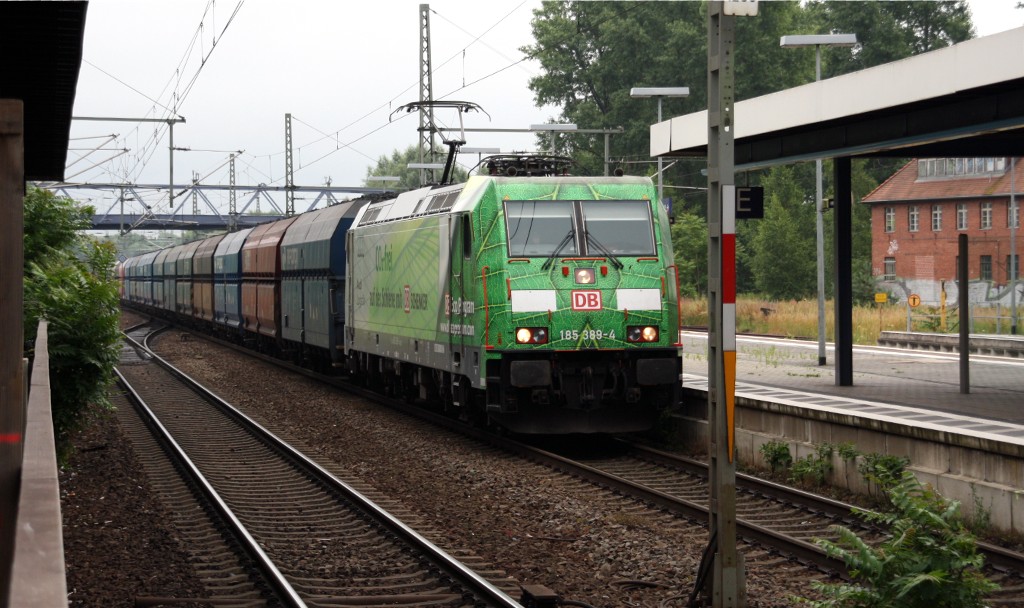 185 389-4 zog einen Gz mit Polenkohle Richtung Westen am 06.07.2012 durch Brandenburg