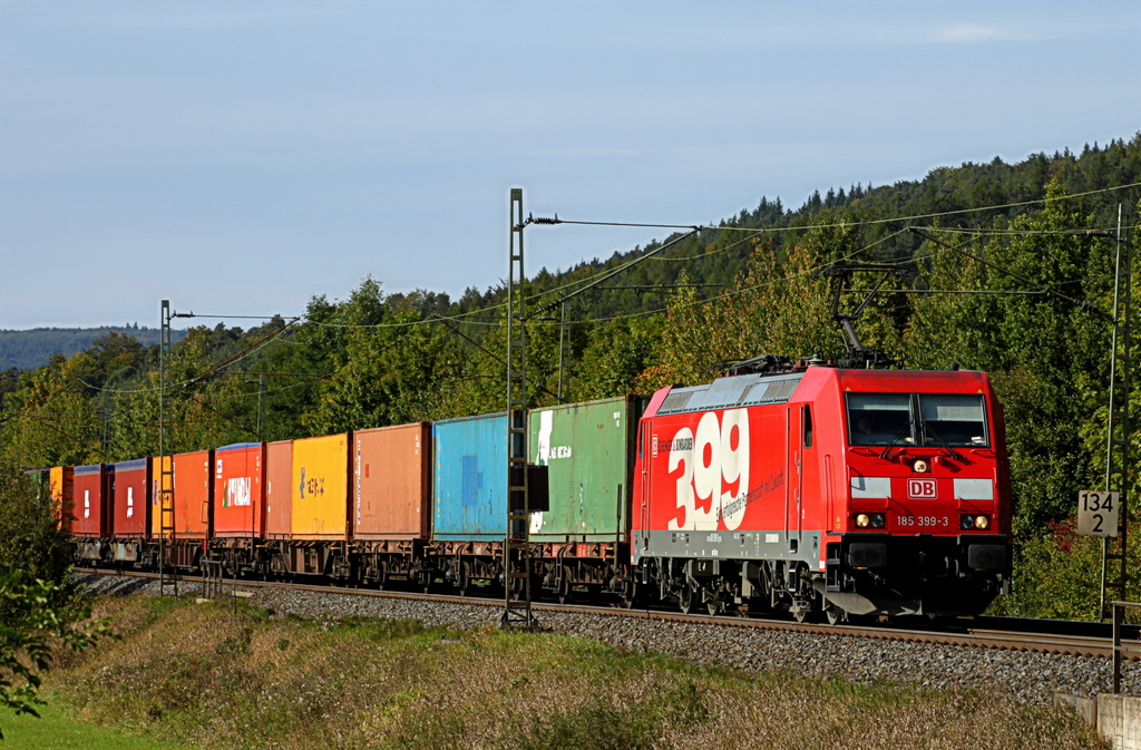 185 399 mit Containerzug am 23.09.12 in Haunetal Rothenkirchen 
