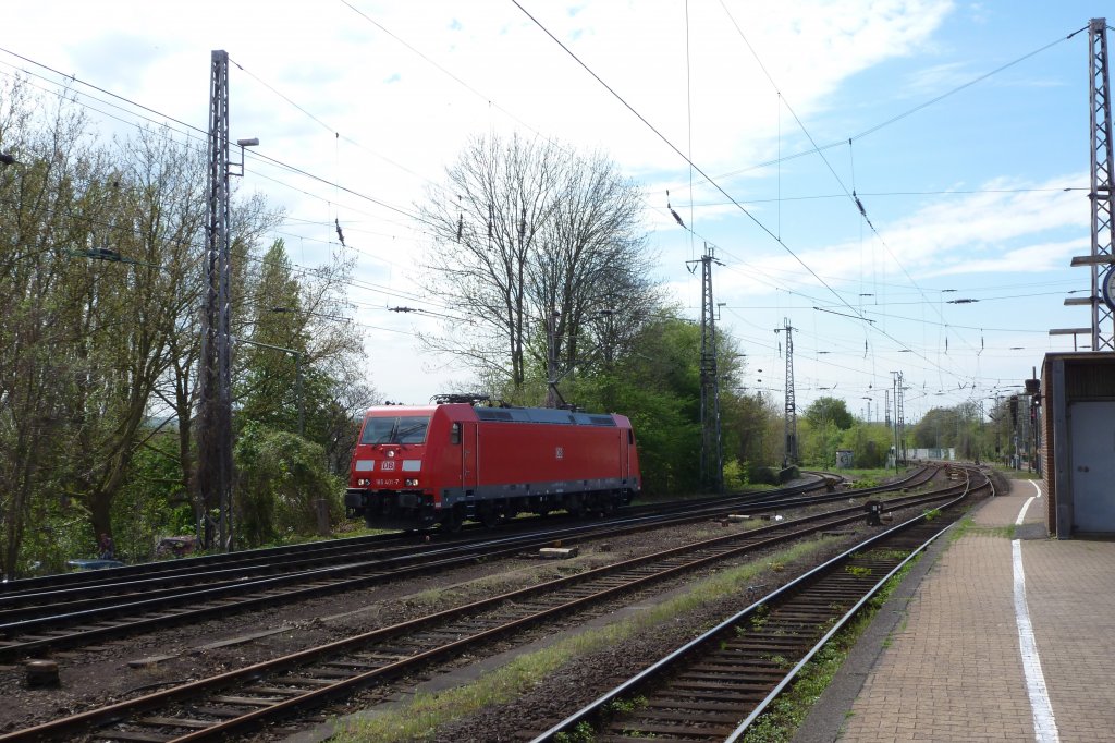 185 401-7 fuhr am 30.04.2012 Solo durch Osnabr�ck Hbf.