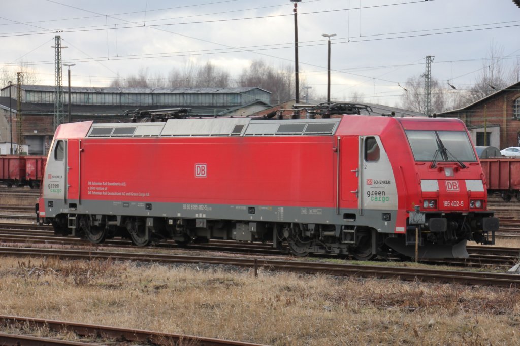 185 402 abgestellt am 19.02.2012 in Zwickau(Sachs.)Hbf.