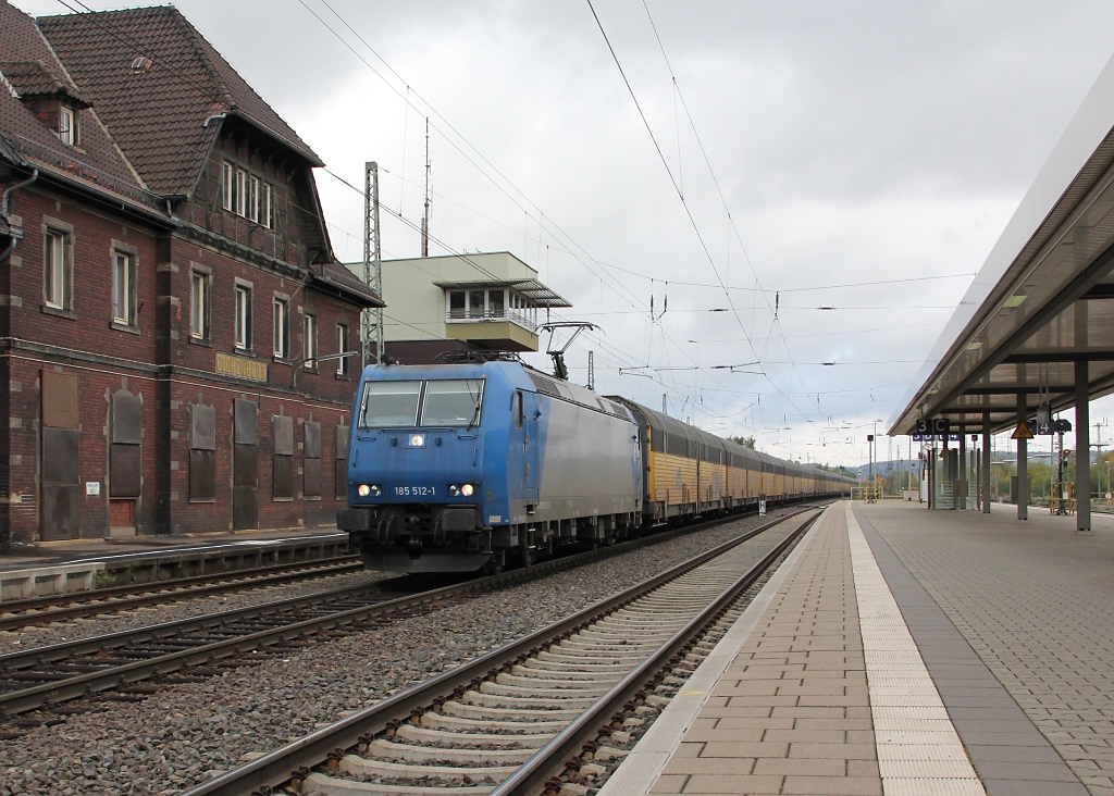 185 512-1 mit geschlossenen ARS Autotransportwagen in Fahrtrichtung Sden. Aufgenommen am 07.10.2011 in Eichenberg.
