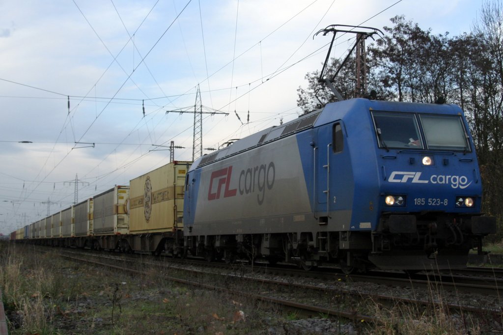 185 523-8 der CFL Cargo durchfhrt am 20.10.09 Ratingen-Lintorf