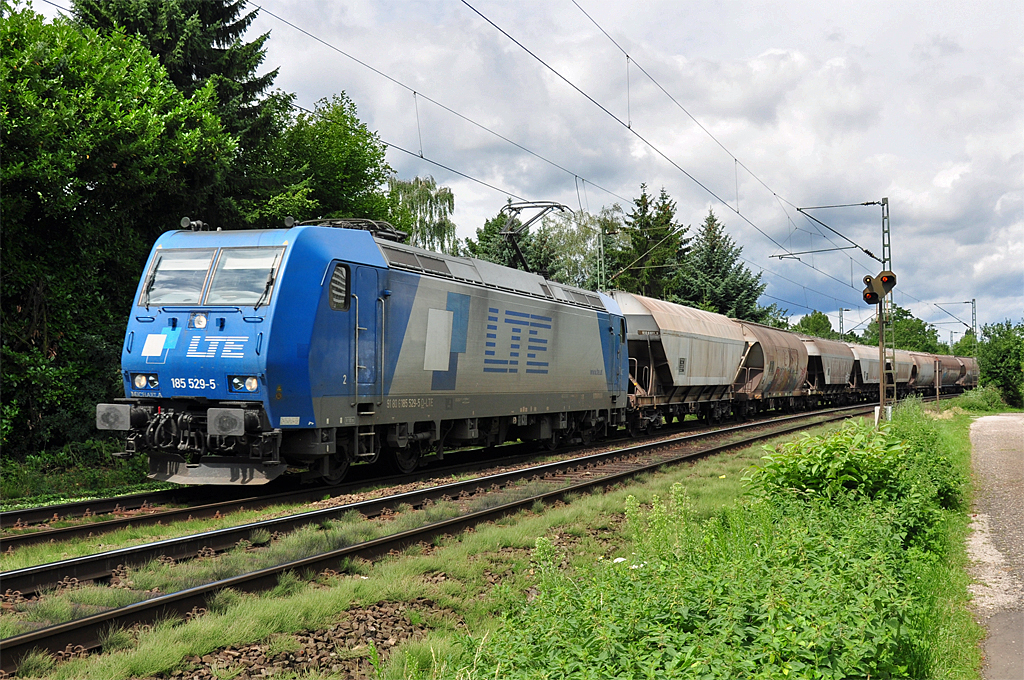 185 529-5  LTE  Gterzug durch Bonn-Beuel - 18.07.2012