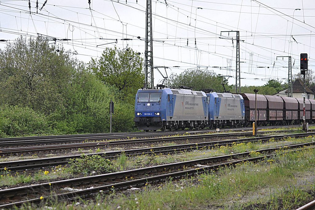 185 530-3 und 185 519, fahren wie jeden Tag am 14.05.2010 in Richtung Celle.