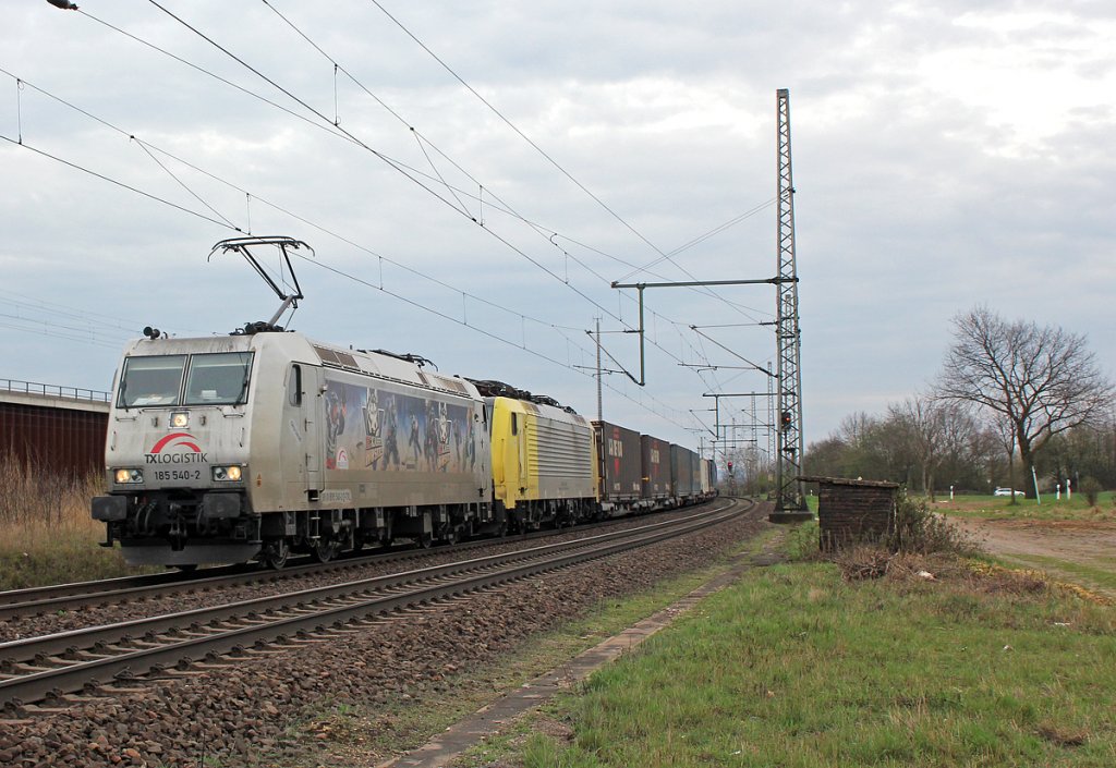 185 540-2 und 189 095 am Melzo Shuttle in Porz Wahn am 16.04.2013