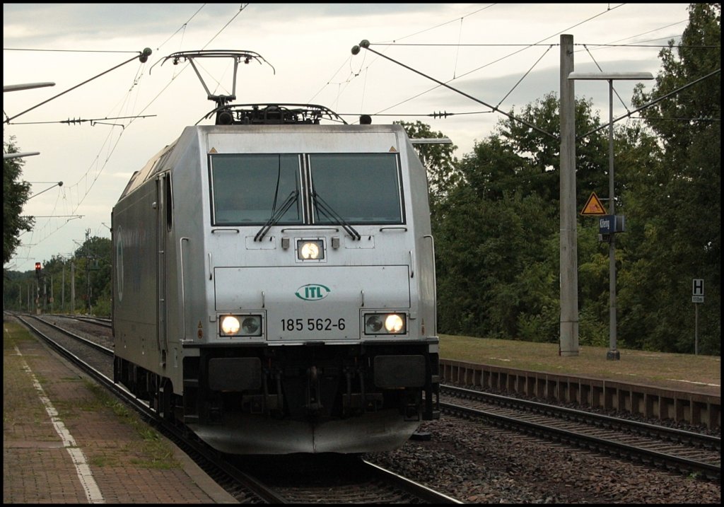185 562 von ITL und BLG fuhr am 30.08.2010 solo gen Landshut. 