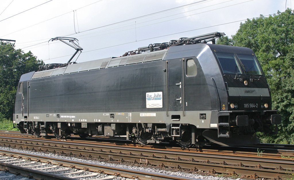 185 564 im Einsatz fr Rurtalbahn am 13.8.10 in Duisburg-Neudorf