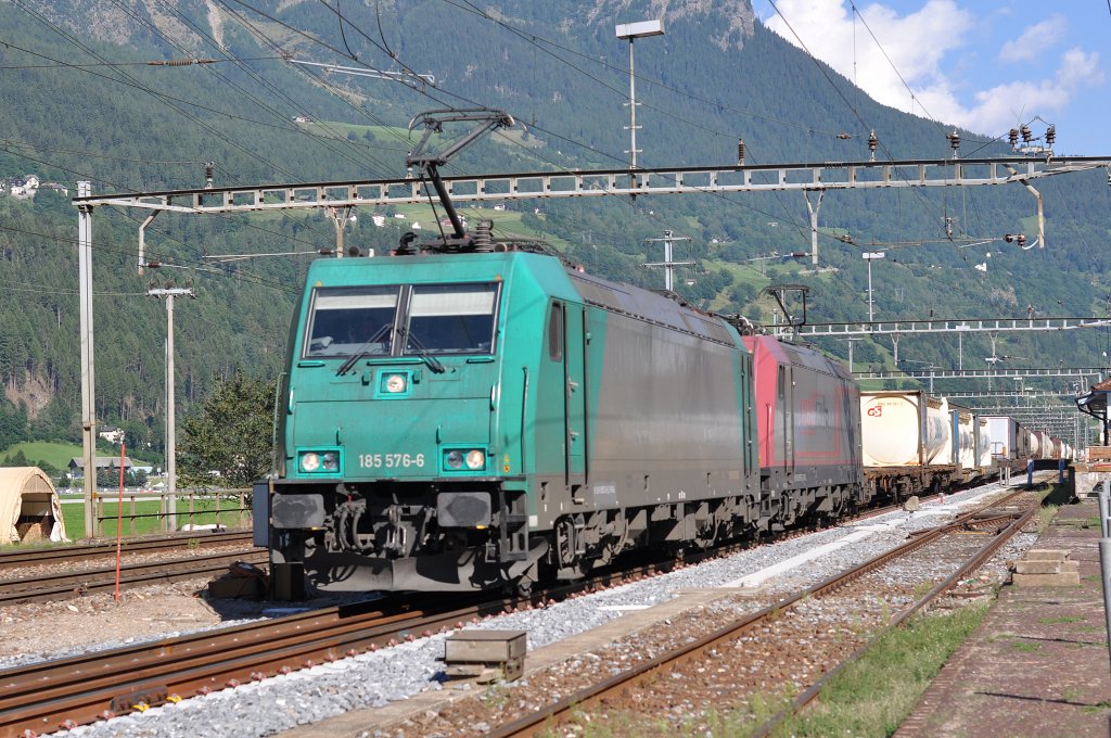 185 576 + 185 597  Ambri - Piotta 17.08.12
