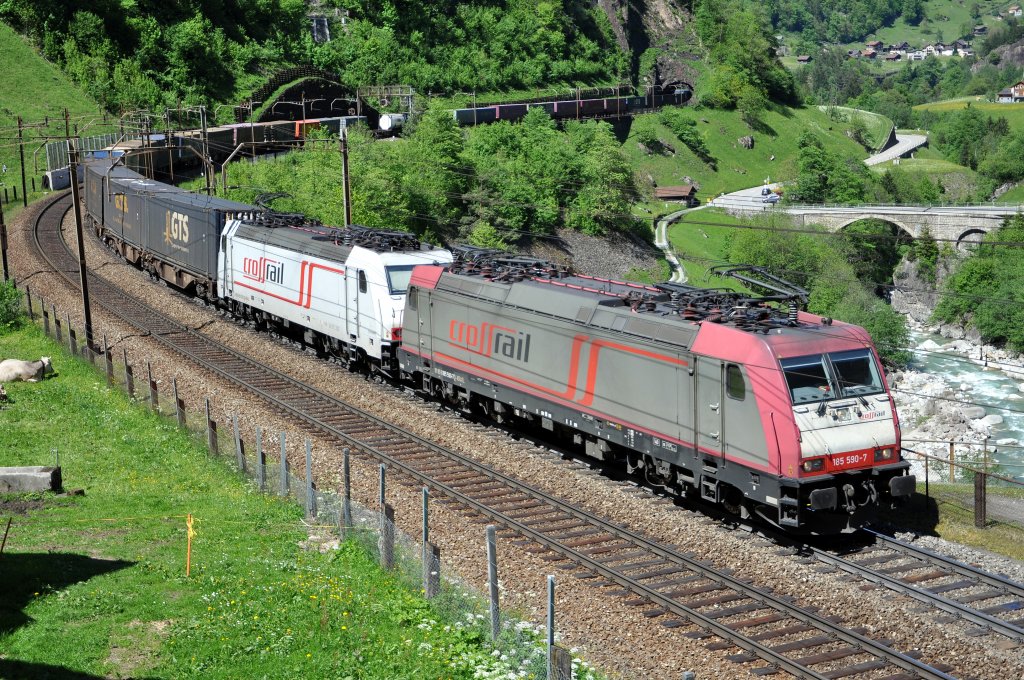185 590 + 185 578  bei Gurtnellen  17.05.12  