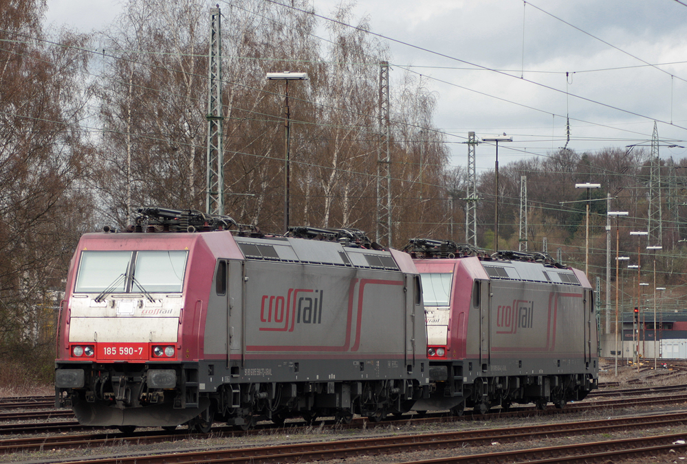 185 590 und 185 600 der Crossrail abgestellt am Rande des Bahnhofs Herzogenrath 3.4.10