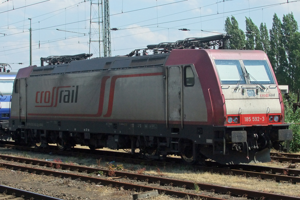 185 592-3 von Crossrail abgestellt in Krefeld 14.7.2010