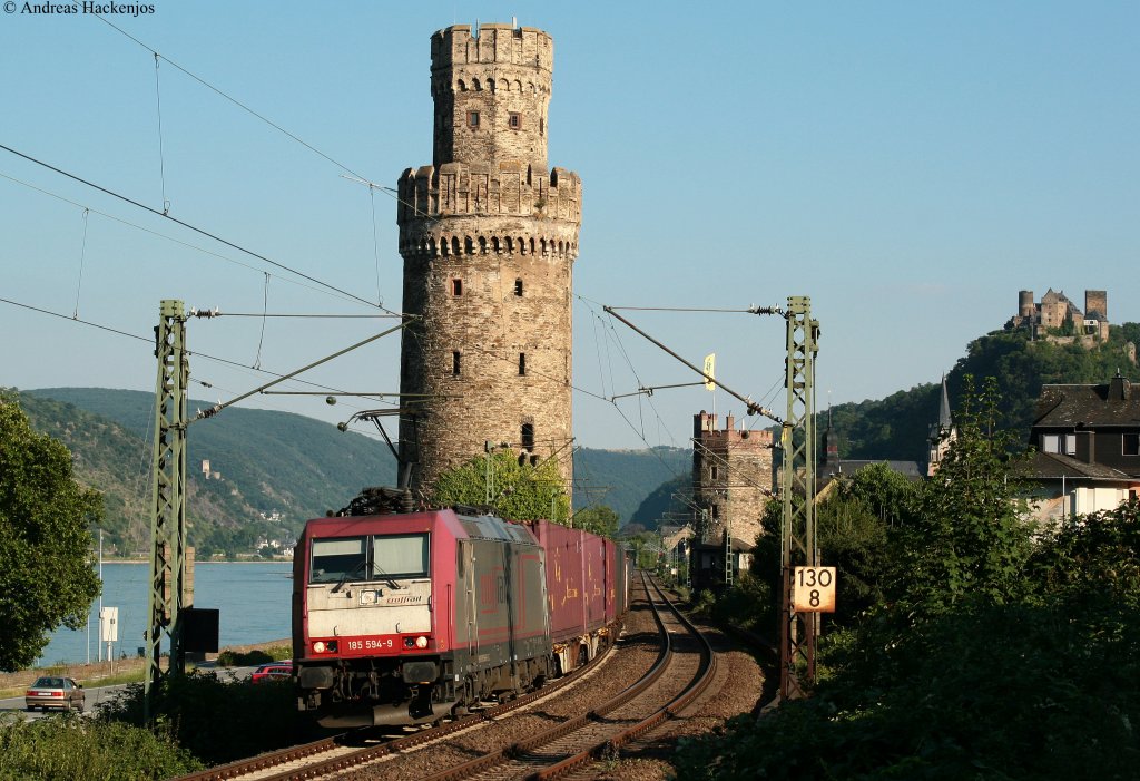 185 594-9 mit einem KLV gen Norden in Oberwesel 19.7.10