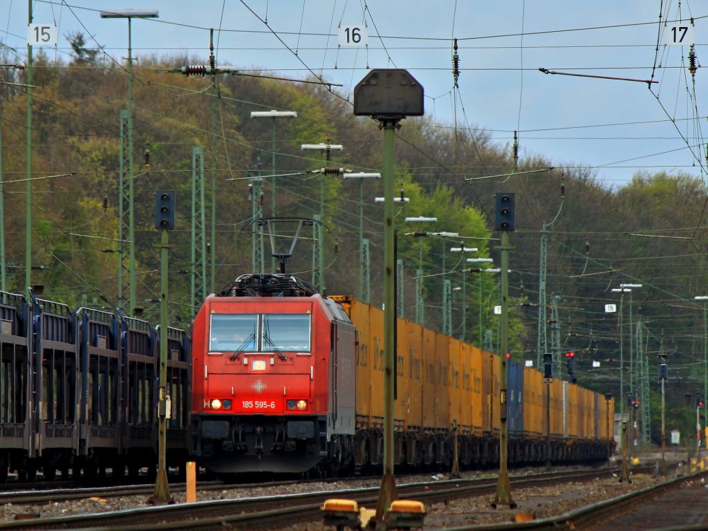 185 595-6  Ruth  von Crossrail mit einem Containerzug am 25.04.2012 in Aachen West.