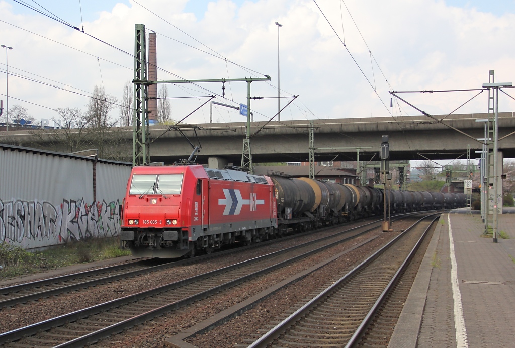 185 605-3 mit Kesselwagenzug. Aufgenommen in Hamburg-Harburg am 12.04.2012.