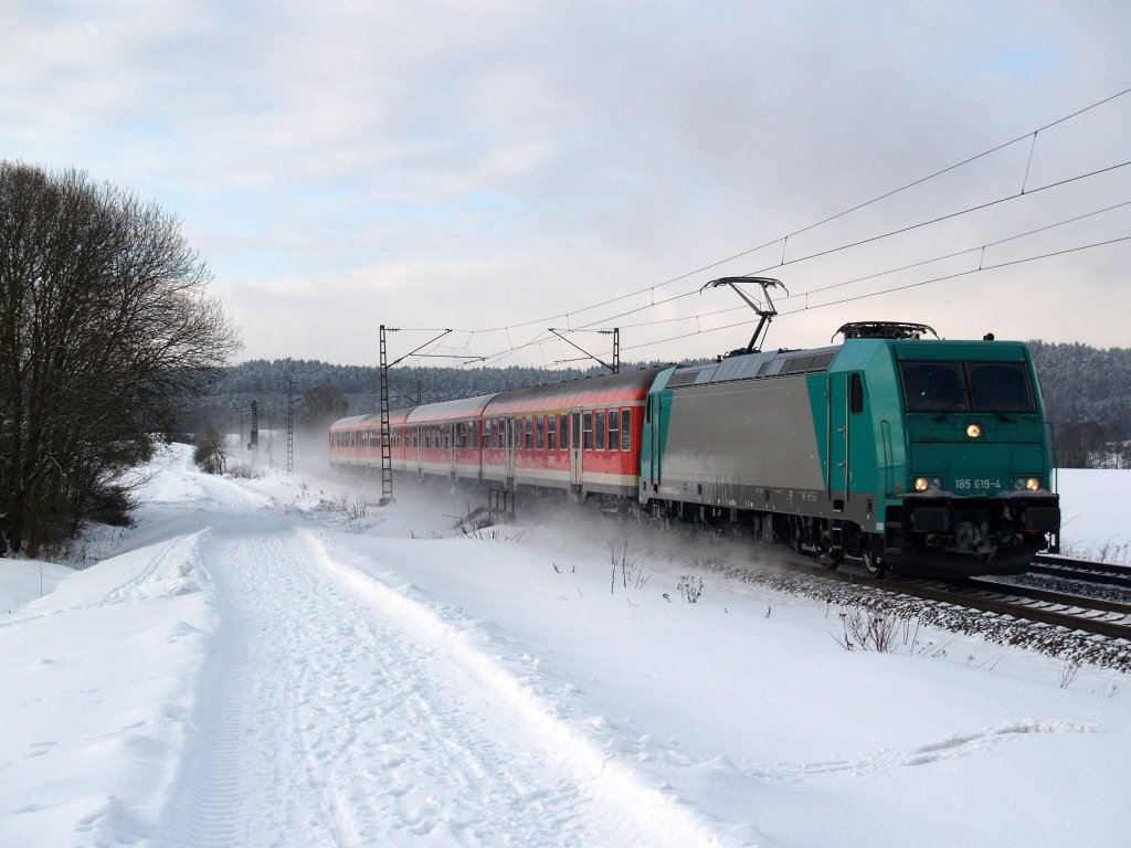 185 619 am 2.01.2011 unterwegs bei Plling