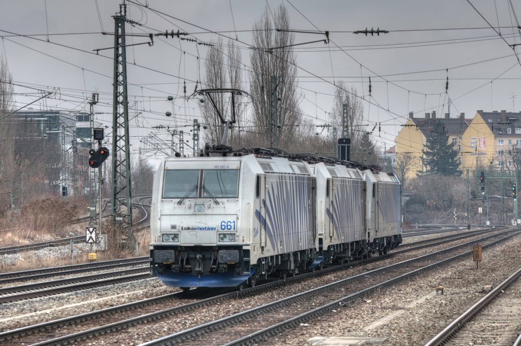 185 663 & 661 sowie 186 102 am 26.02.12 als Sonnt�glicher Lomo-Lokzug am Heimeranplatz