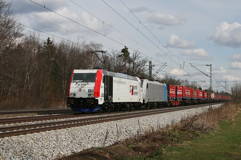 185 664 + 186 104 mit DGS 43136 (Winner KLV von Verona nach Wuppertal) am 02.04.2010 in Haar.