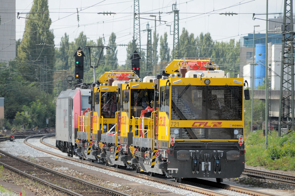 185 664 am 05.09.10 in Mnchen Ost mit 3 neuen Robel gen Luxemburg II