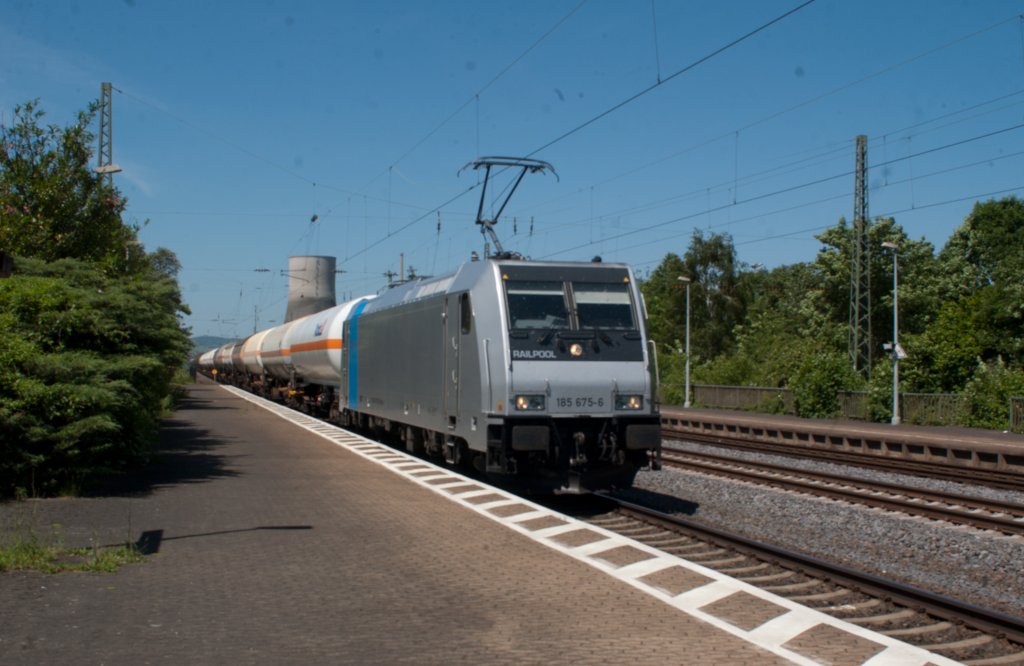 185 675 am 26.5.12 im Urmitzer HBF.