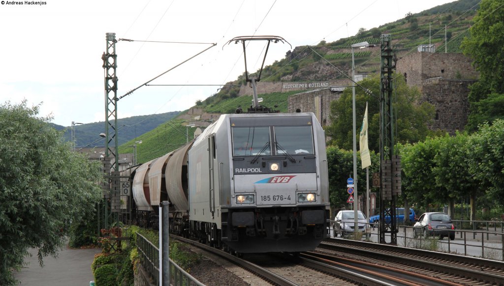 185 676-4 mit einem, Getreidezug in Rdesheim 2.8.12