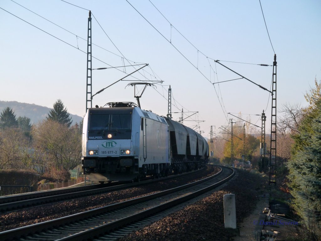 185 677 der ITL durchfhrt mit ihrem Gterzug Dresden Stetzsch am 13.11.11 in Richtung Dresden.