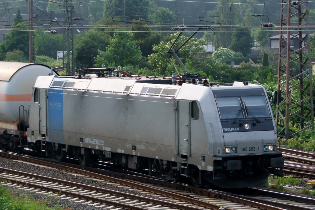 185 692-1 in Recklinghausen-Ost 29.5.2012