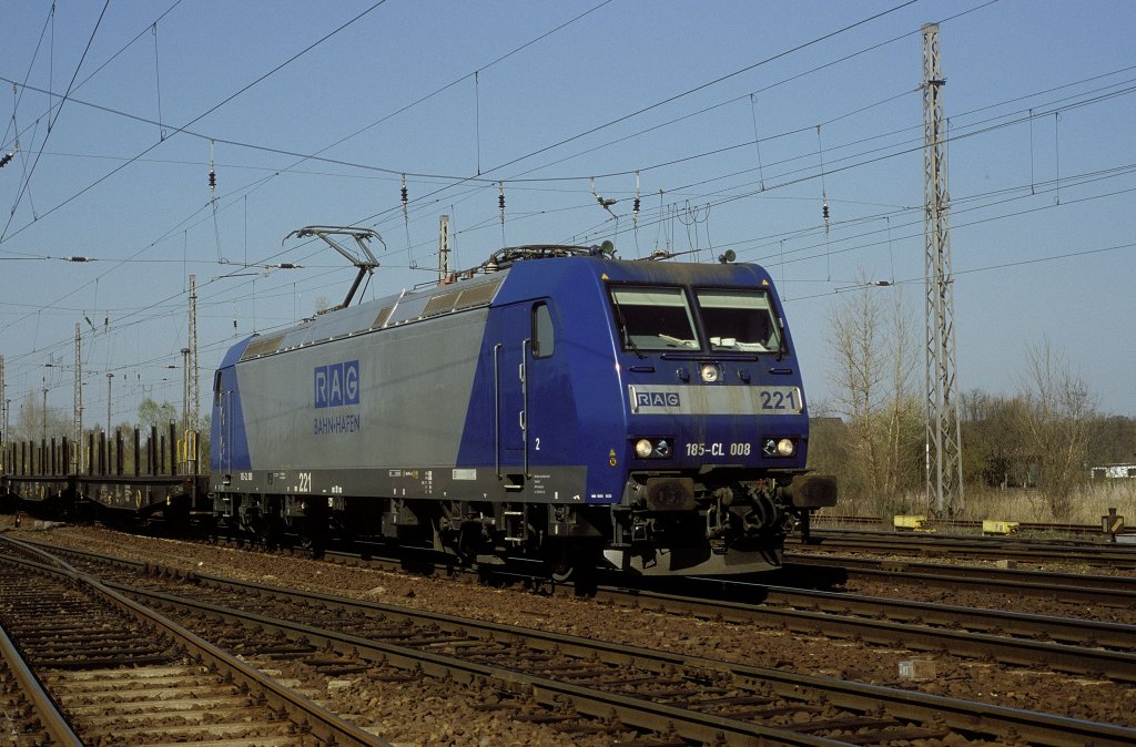 185 CL 008  Priort  15.04.04