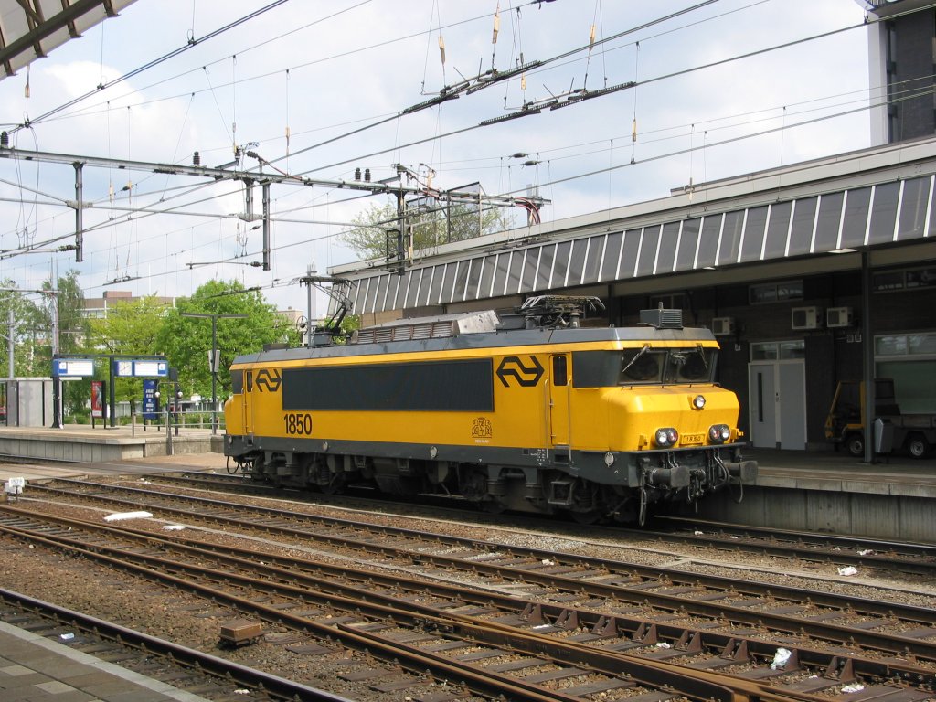 1850 rangiert am 9. Mai 2004 in Venlo.