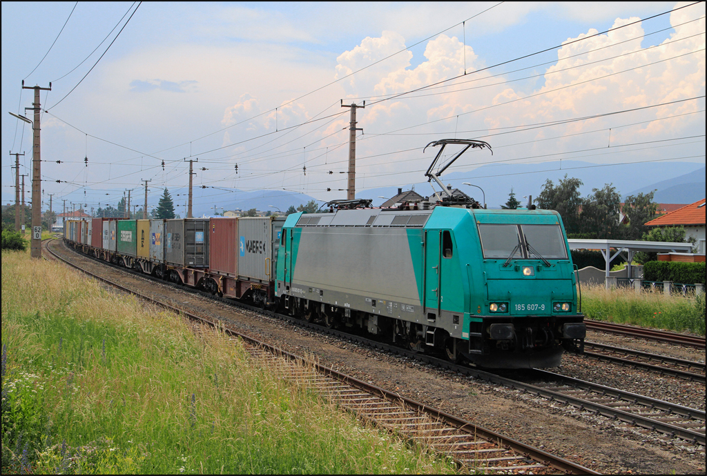 185.607 am 18.06.13 mit LTE STEC 93068 (Kat-Dlt) in Neunkirchen/N.
